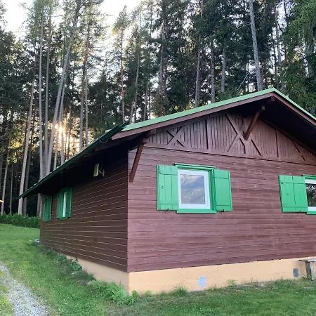 Waldchalet Am Eichhof * אינסברוק